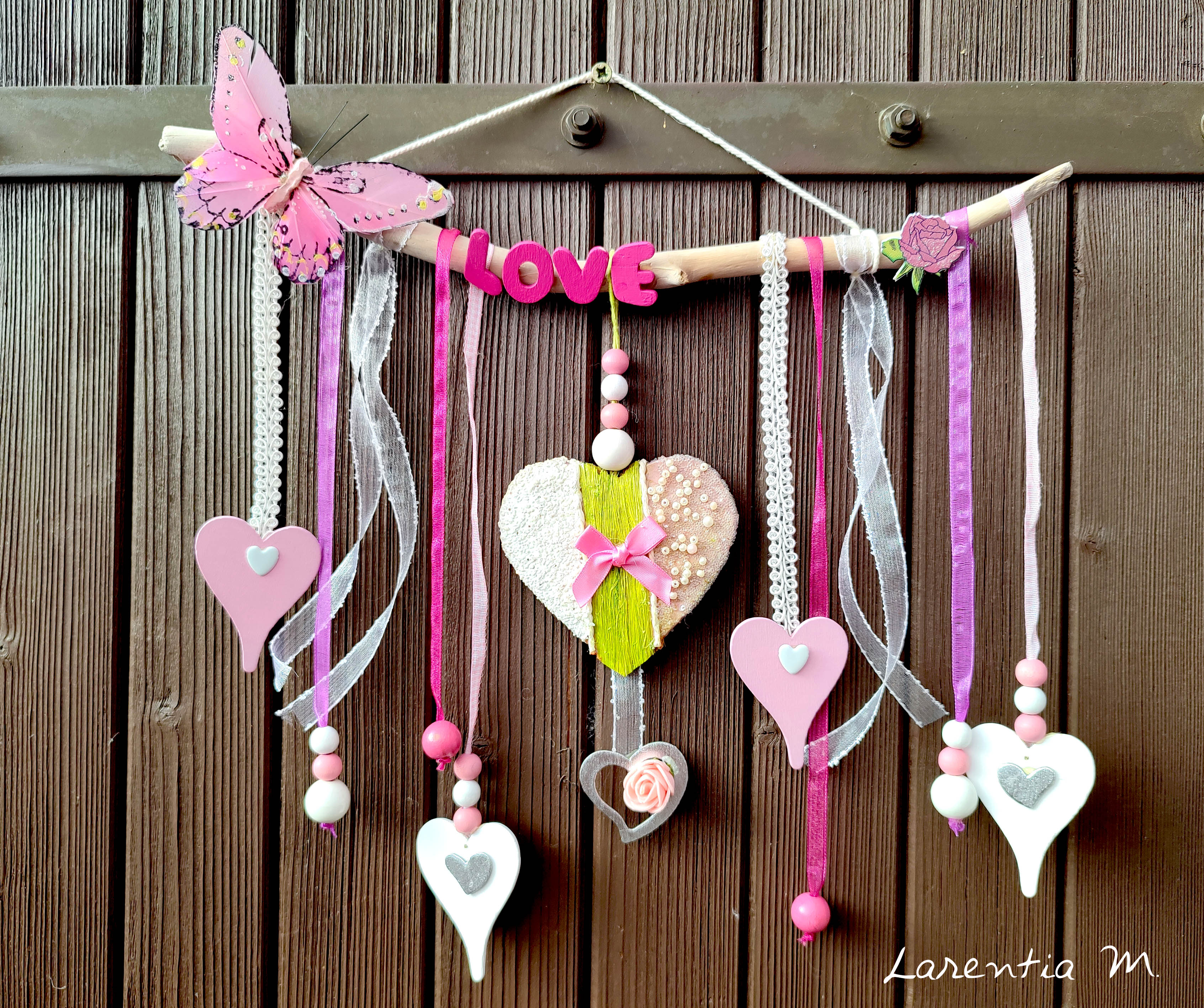 suspensions coeurs roses